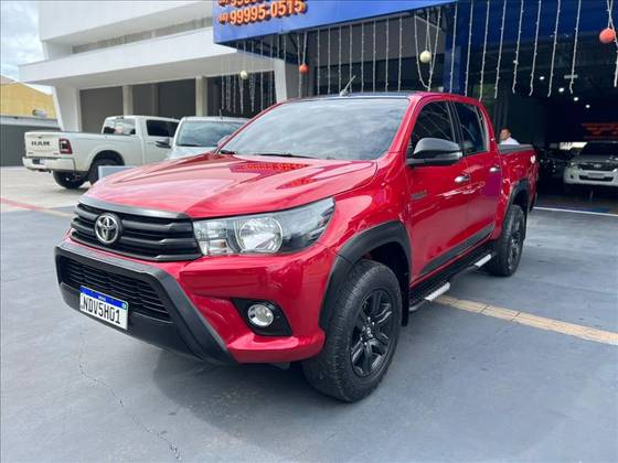 TOYOTA HILUX 2.8 SR CHALLENGE 4X4 CD 16V DIESEL 4P AUTOMÁTICO